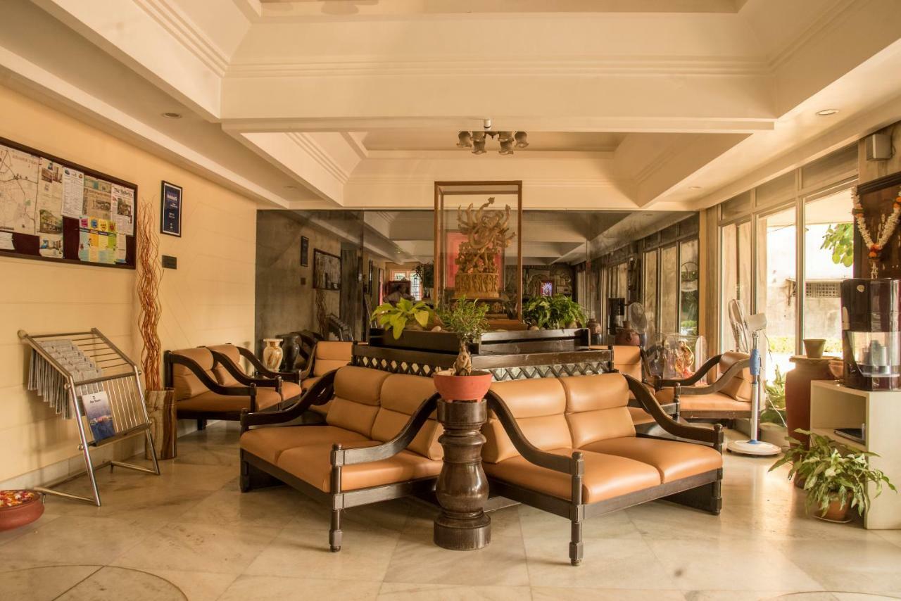 Hotel Ayodhya Kolhapur Dış mekan fotoğraf